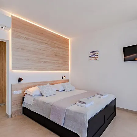 Evia - Adriatic Luxury